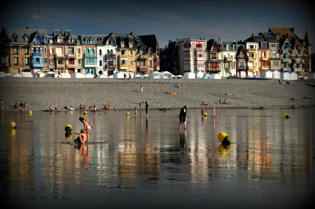 Apartmán Le Cabanon Meneslies Exteriér fotografie